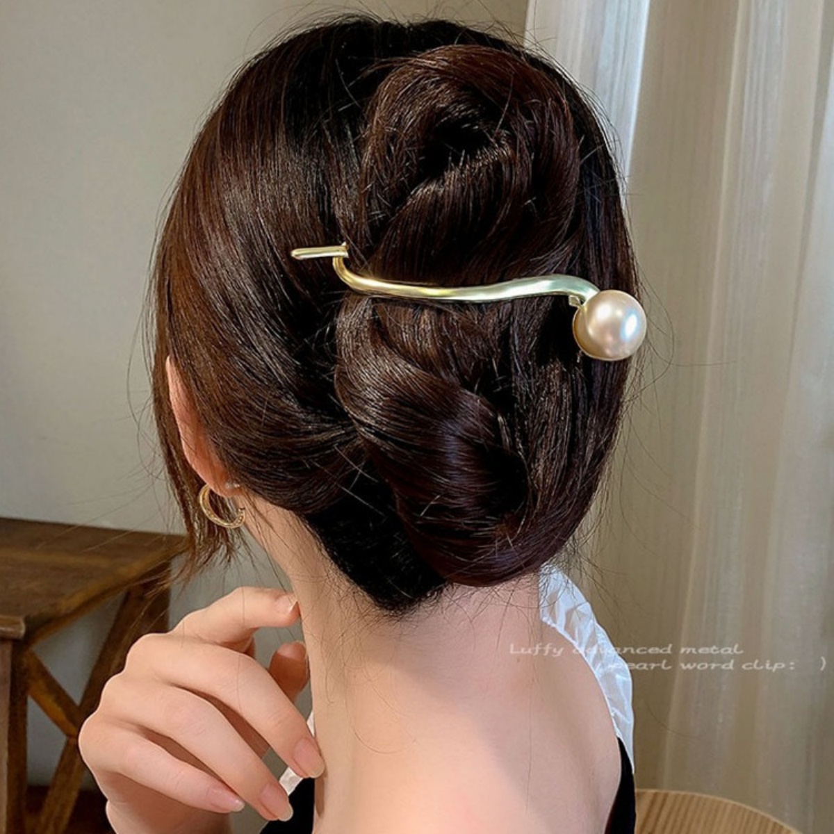 Elegant Glitter Pearl Hair Cli - Lifestyle Of Korean recension och pris