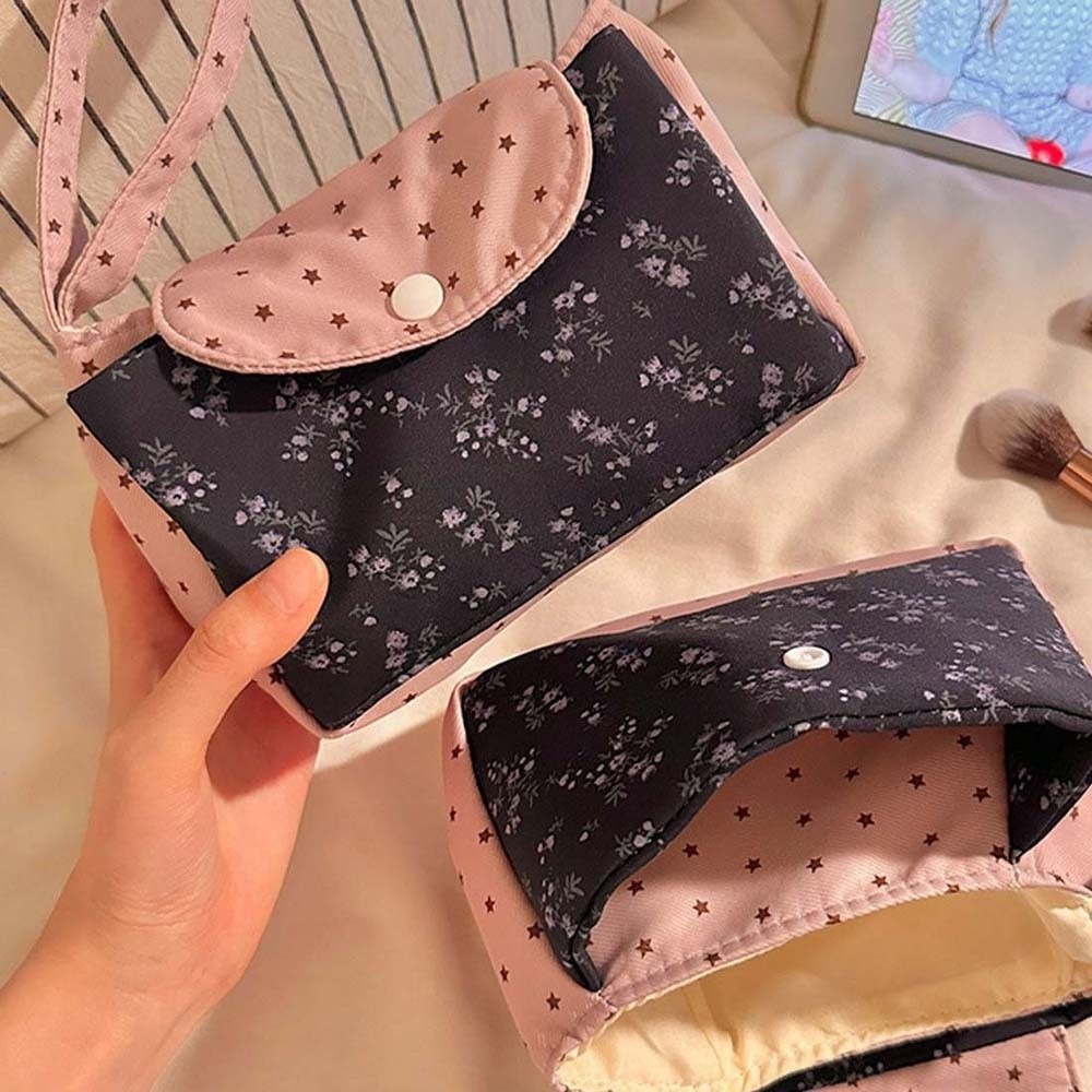 Purple Print Floral Makeup Bag - Lifestyle Of Korean recension och pris